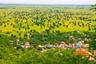 La montagne de Phnom Sampeau à Battambang Cambodge