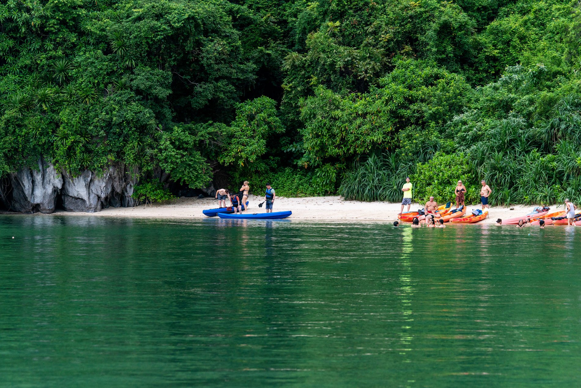 Baie de Bai Tu Long Vietnam