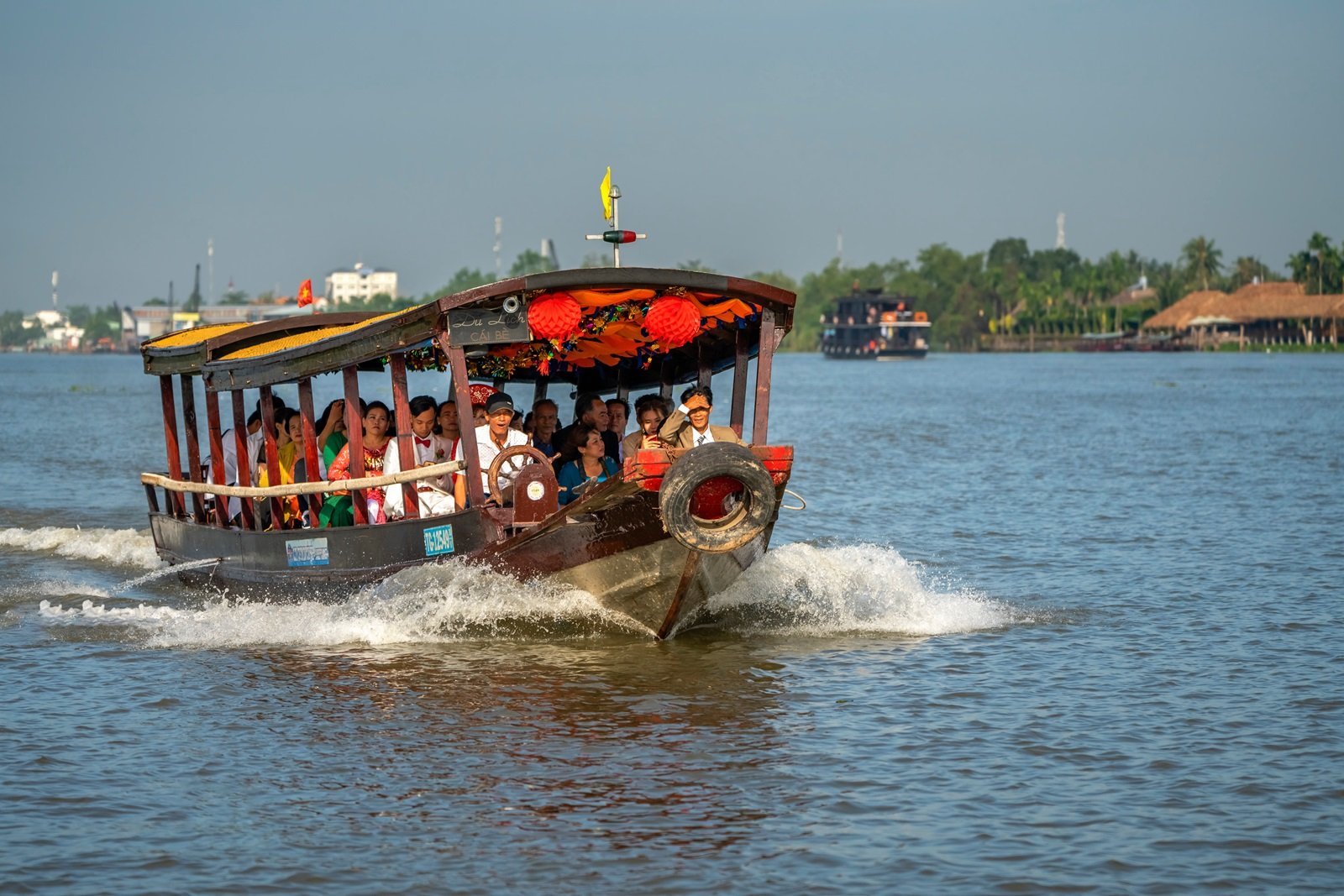 Tien,Giang,,Vietnam,-,Feb,20,,2019:,Wedding,Procession,Boat