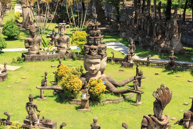 Le Parc du Bouddha Laos