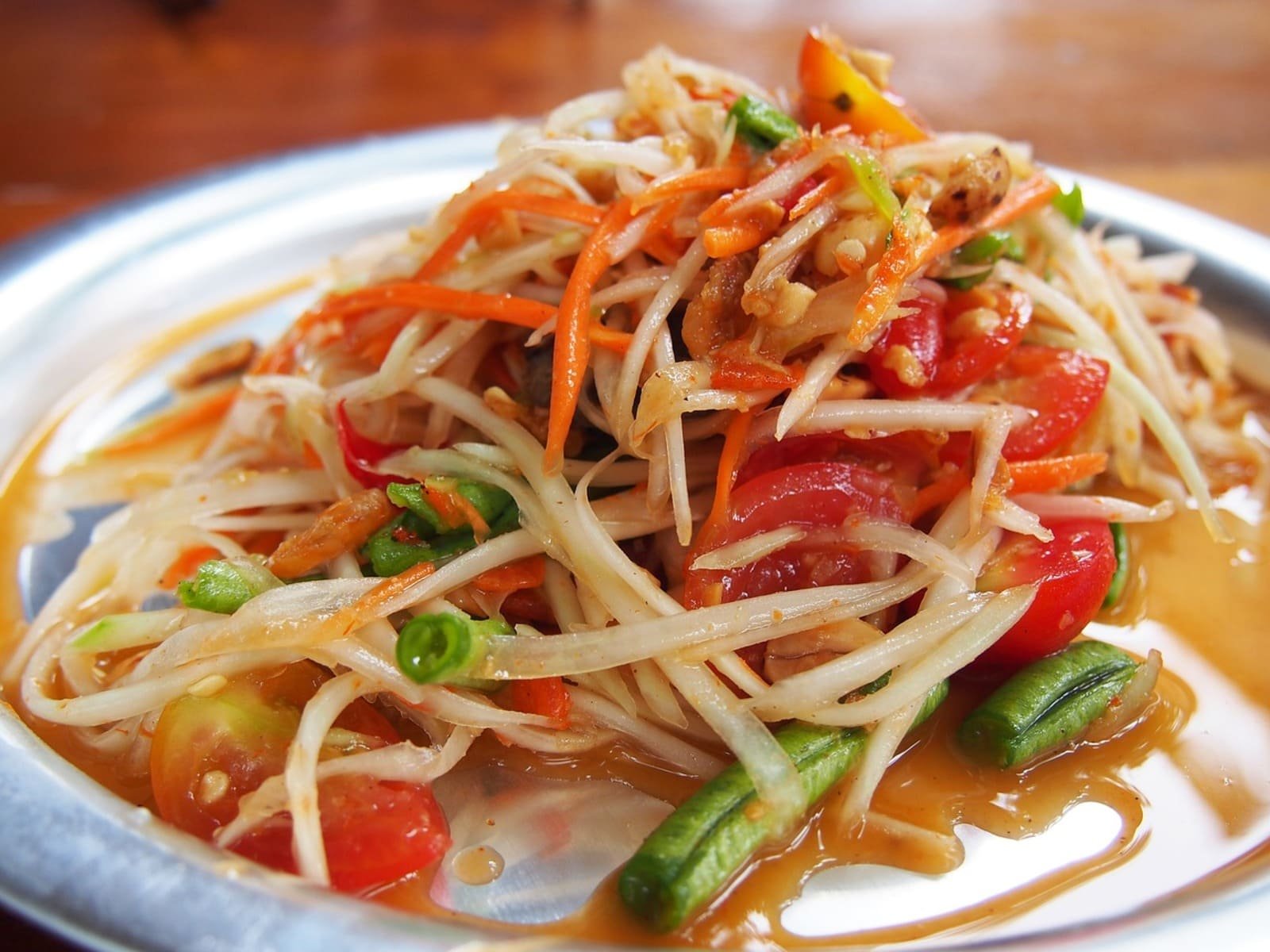Som-Tam-Spicy-Green-Papaya-Salad-Thailand