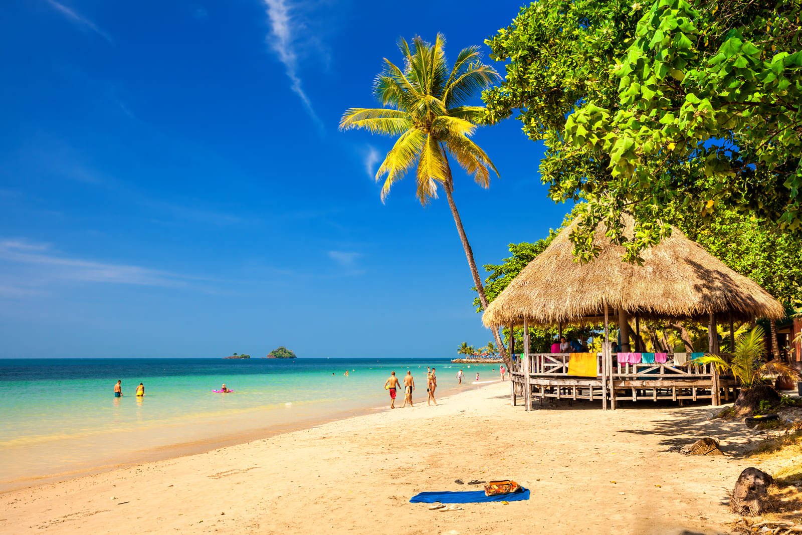 The beautiful beaches in Koh Chang