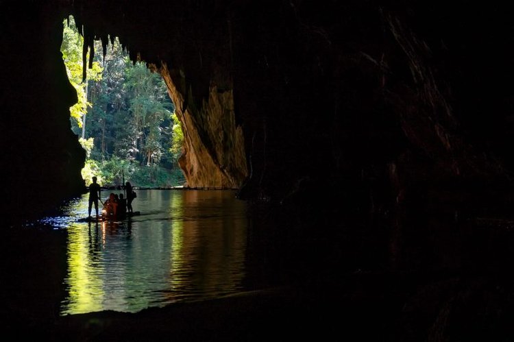 Visita grotta di Tham Lod Thailandia