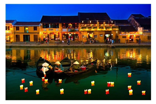 Vita notturna ad Hoi An Vietnam