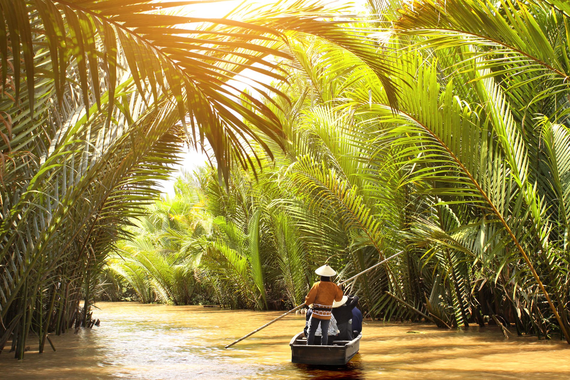 promenade en barque à rames au delta du Mekong Vietnam