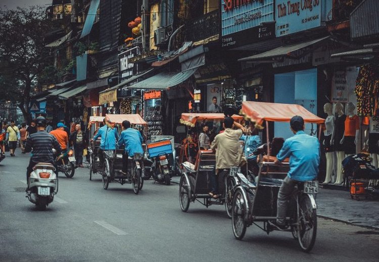 visite du vieux quartier de Hanoi en cyclo pousse au Vietnam