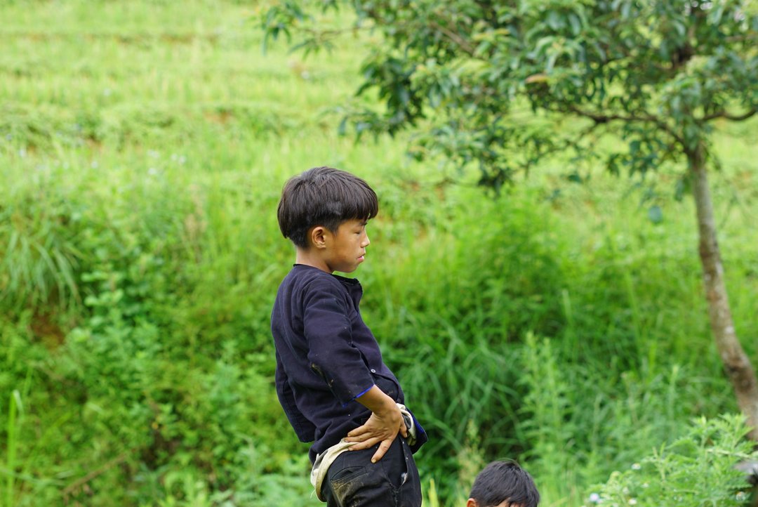 Children-Mu-Cang-Chai-Vietnam