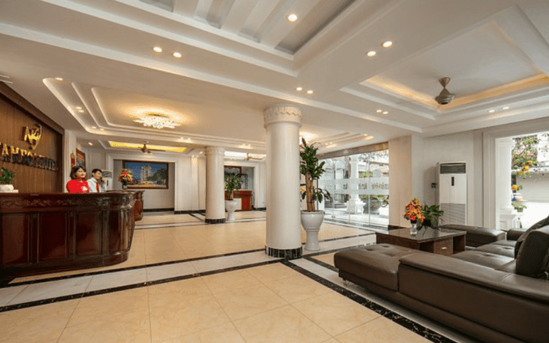 hall-de-reception-des-clients-de-l-hotel-nam-hoa