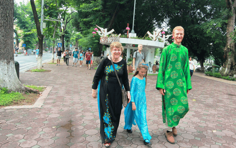 ao-dai