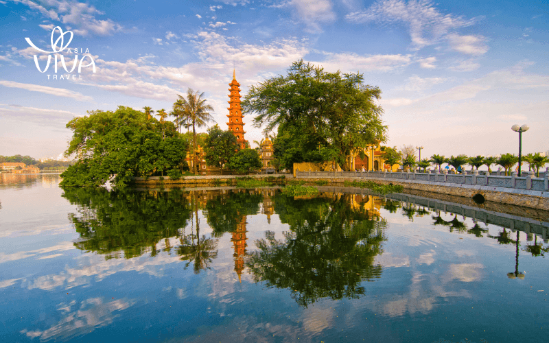 Hanoi - A vibrant picture of sceneries and people