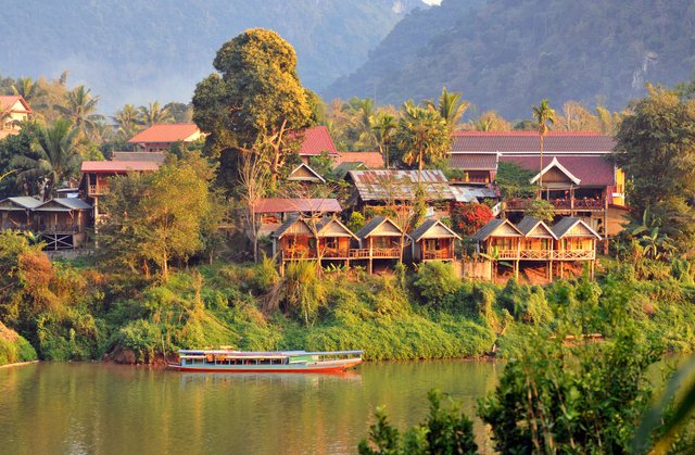 Ban Xang-Hai -(Whisky-village)-a-Luang-Prabang-Laos
