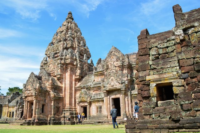 Parc historique de Phanom Rung en Thailande