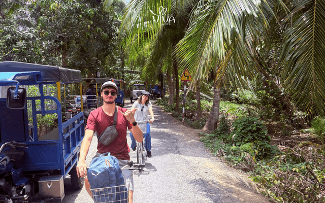 Delta du Mékong en juillet : fruits tropicaux et vie locale